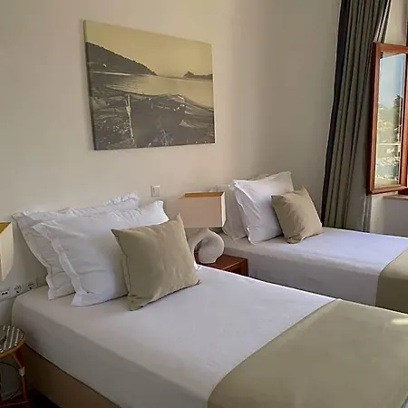 Glavovic Hotel 3*
